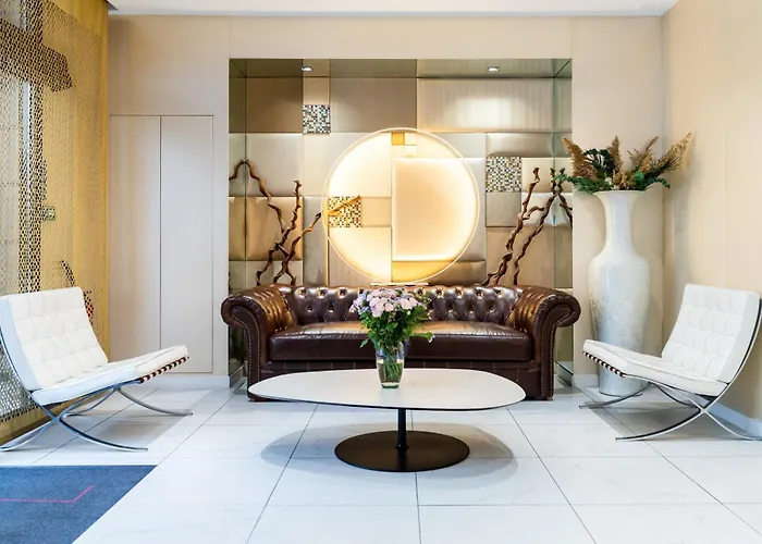 Le 7 Eiffel Hotel By Malone Parijs
